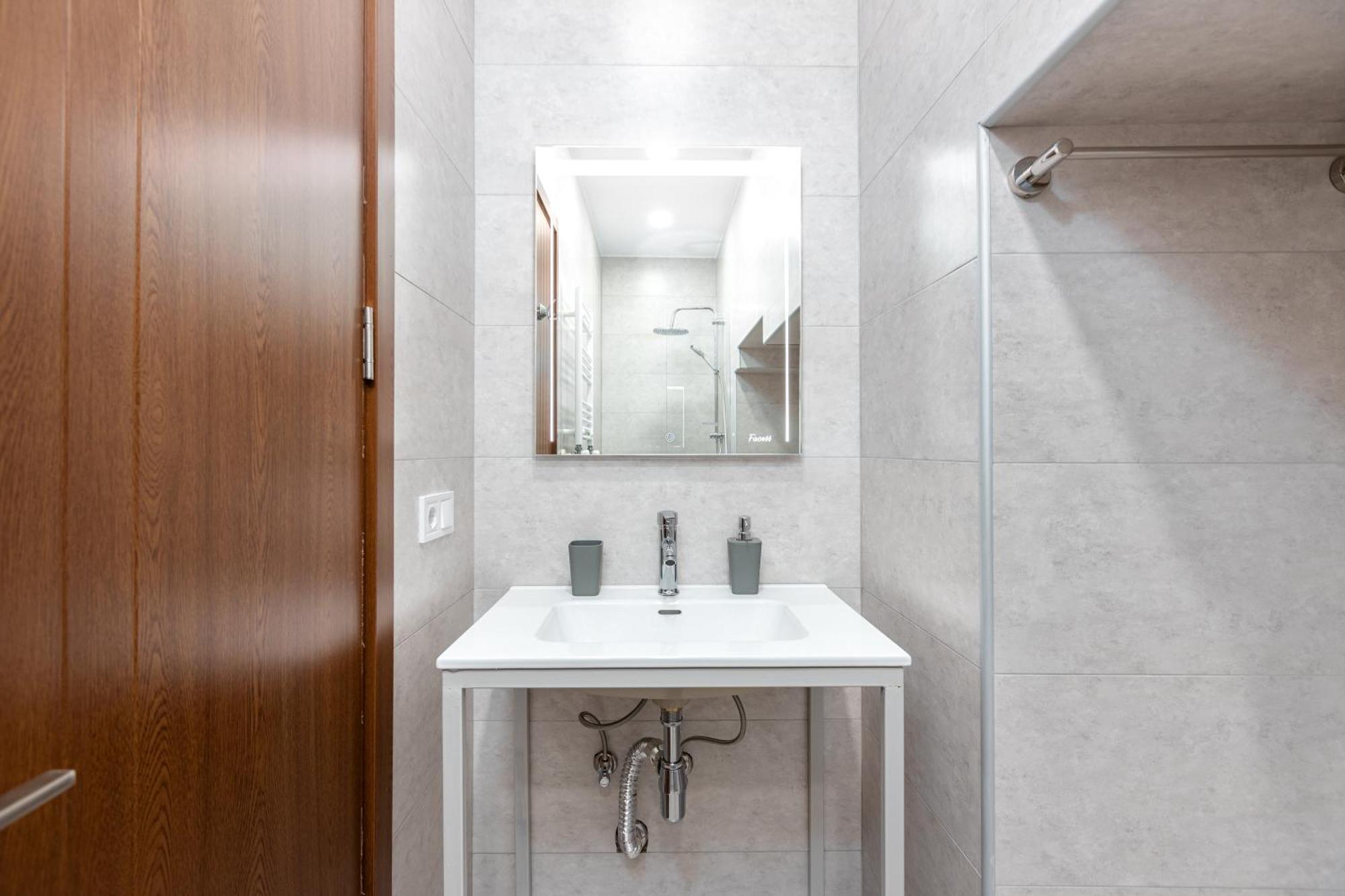 Cozy Baity Tbilisi Apartment ภายนอก รูปภาพ