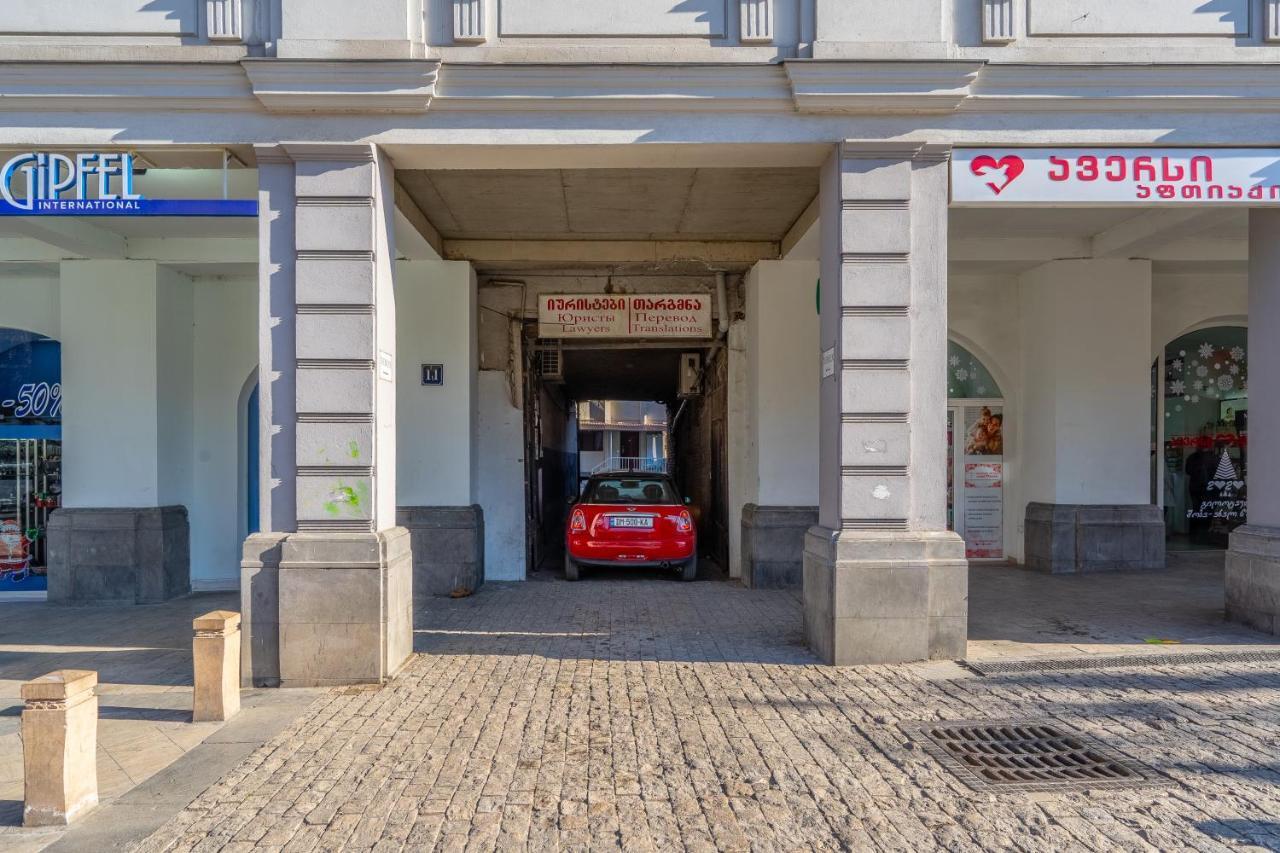 Cozy Baity Tbilisi Apartment ภายนอก รูปภาพ