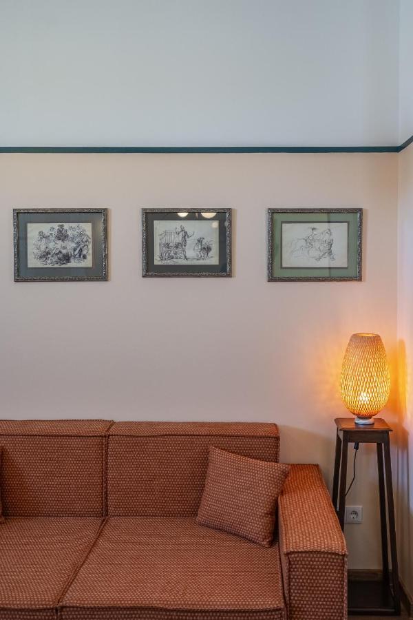Cozy Baity Tbilisi Apartment ภายนอก รูปภาพ