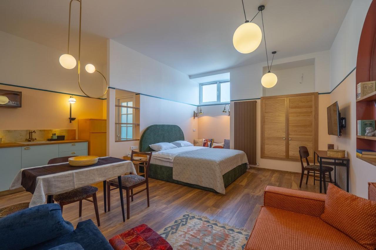 Cozy Baity Tbilisi Apartment ภายนอก รูปภาพ